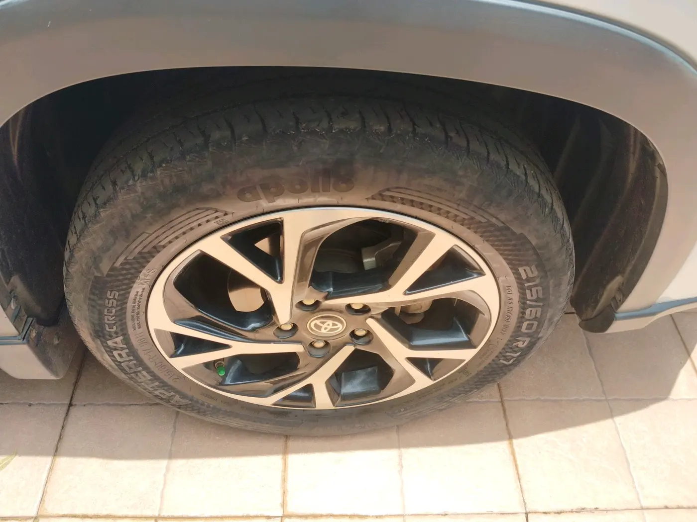 2023 Toyota URBAN CRUISER HYRYDER V HYBRID, Hybrid, Automatic, 76,507 km, tyre