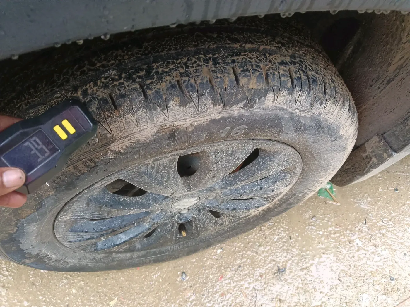 2020 Maruti Vitara Brezza ZXI, Petrol, Manual, 28,695 km, tyre
