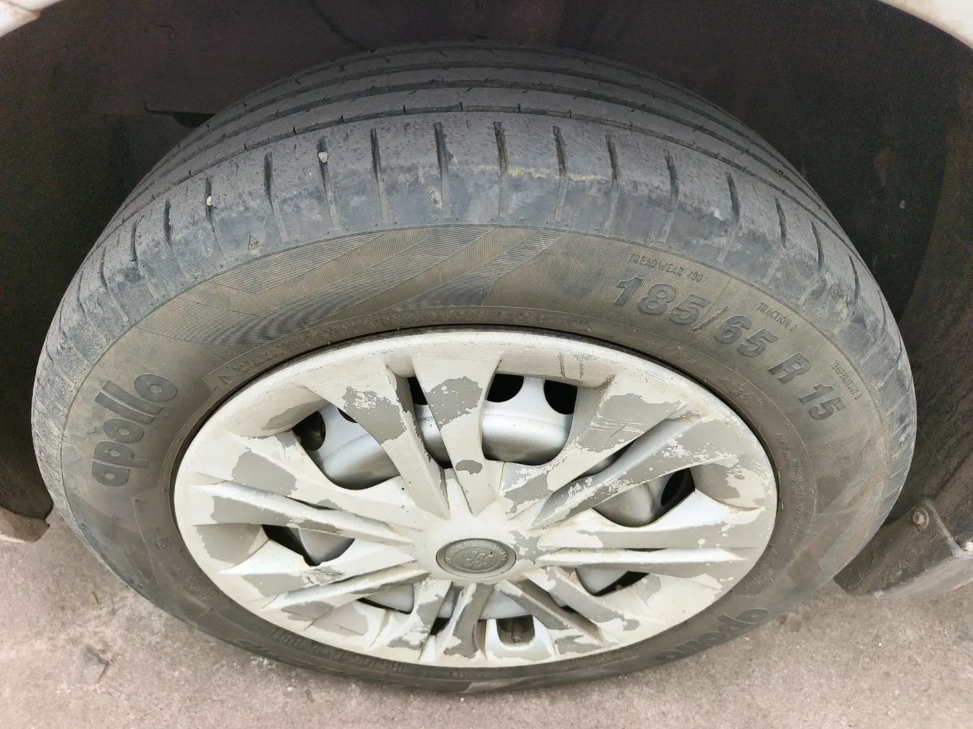 2023 Maruti Baleno SIGMA PETROL 1.2, Petrol, Manual, 42,087 km, tyre
