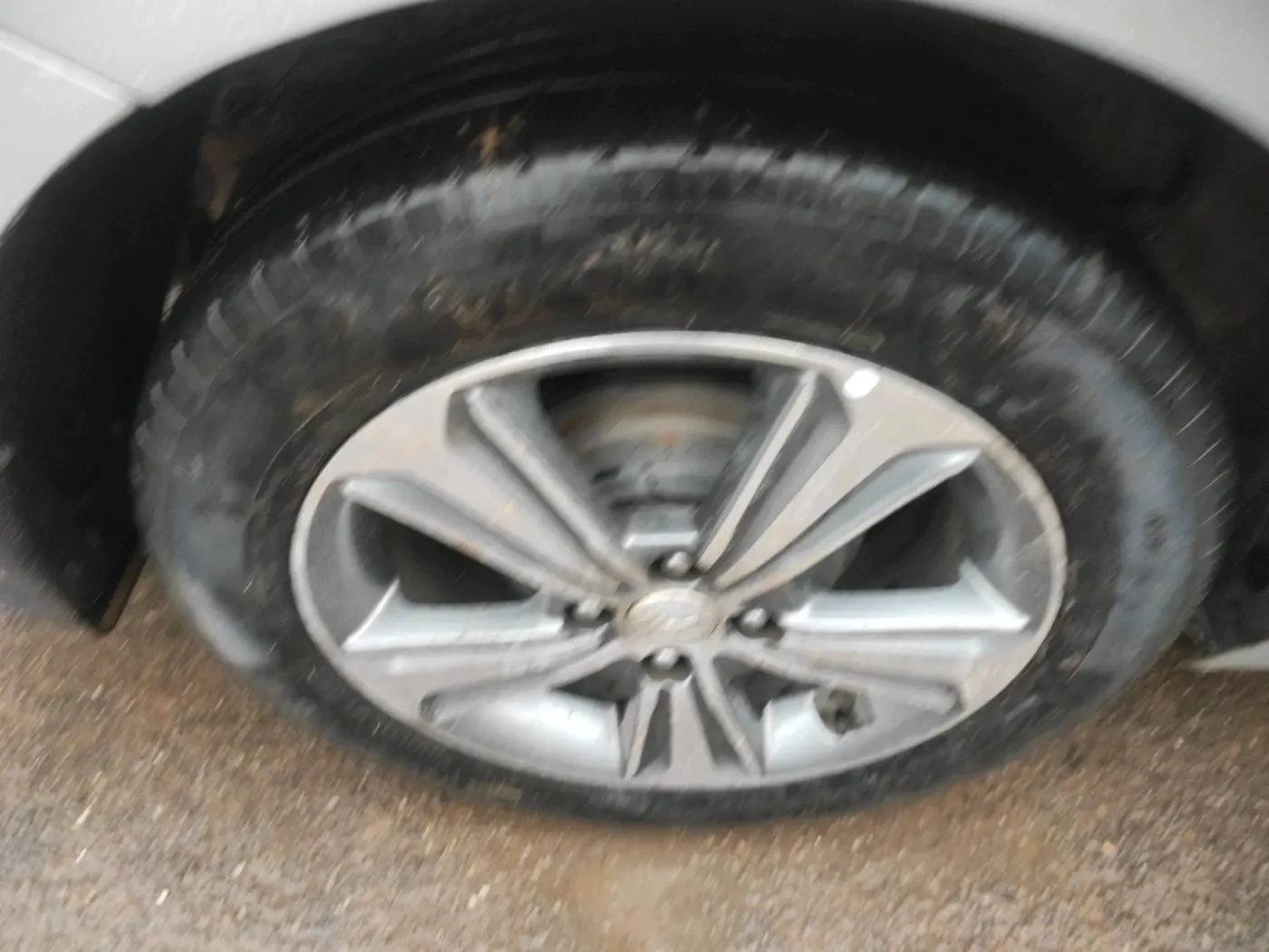 2018 Hyundai Verna 1.6 VTVT SX (O) AT, Petrol, Automatic, 1,21,169 km, tyre
