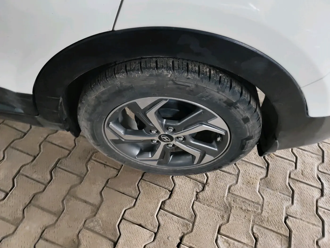 2018 Hyundai Creta E PLUS 1.4 DIESEL, Diesel, Manual, 1,47,783 km, tyre