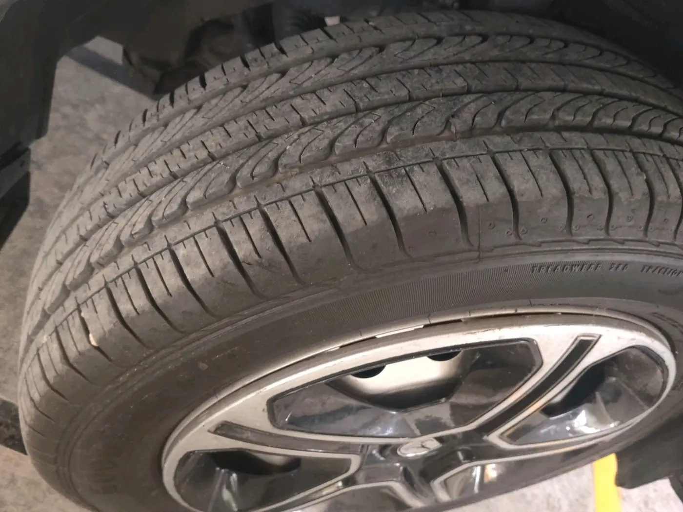 2023 Tata NEXON XE PETROL, Petrol, Manual, 4,167 km, tyre