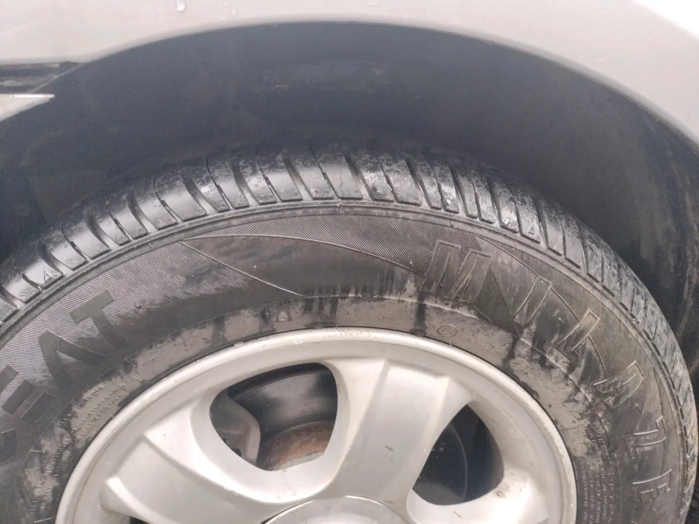 2010 Hyundai Verna TRANSFORM 1.5 CRDI, Diesel, Manual, 86,113 km, tyre