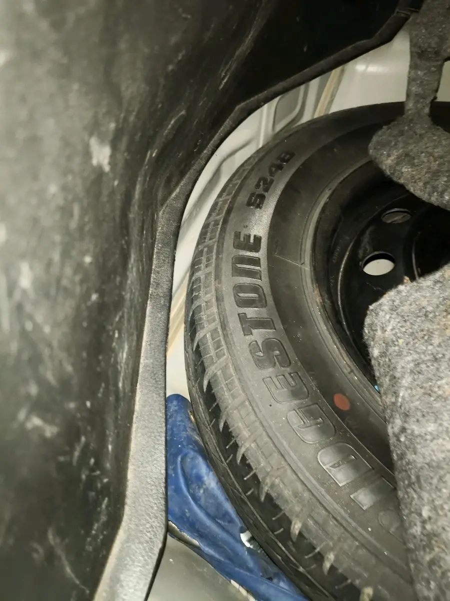 2012 Maruti Swift VDI, Diesel, Manual, 1,47,934 km, tyre