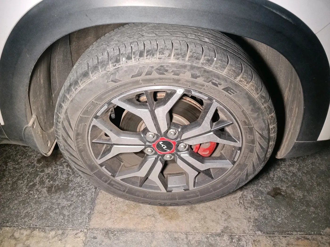 2022 KIA SELTOS GTX PLUS 1.4, Petrol, Manual, 37,383 km, tyre