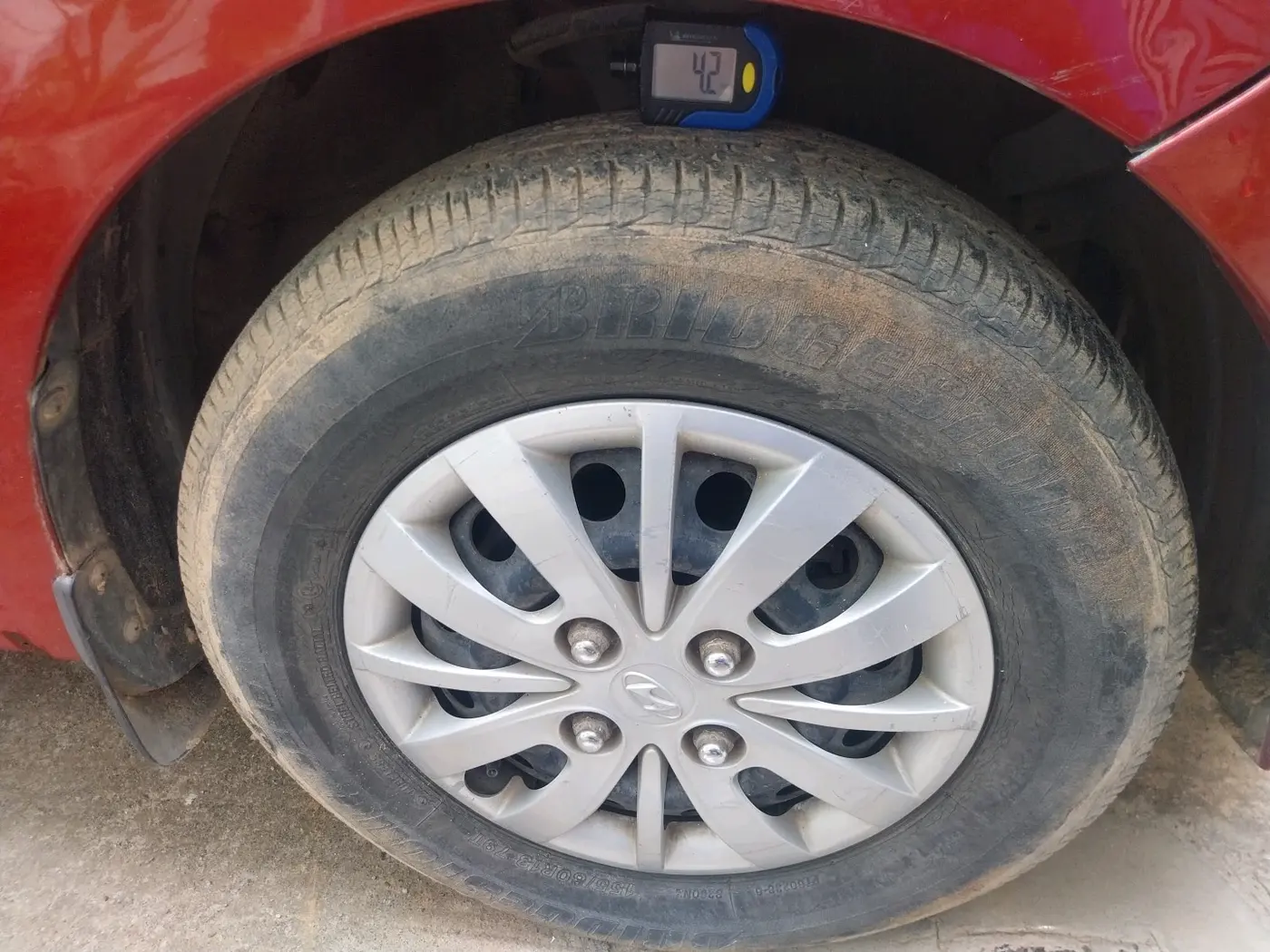 2013 Hyundai i10 MAGNA 1.2, Petrol, Manual, 23,093 km, tyre