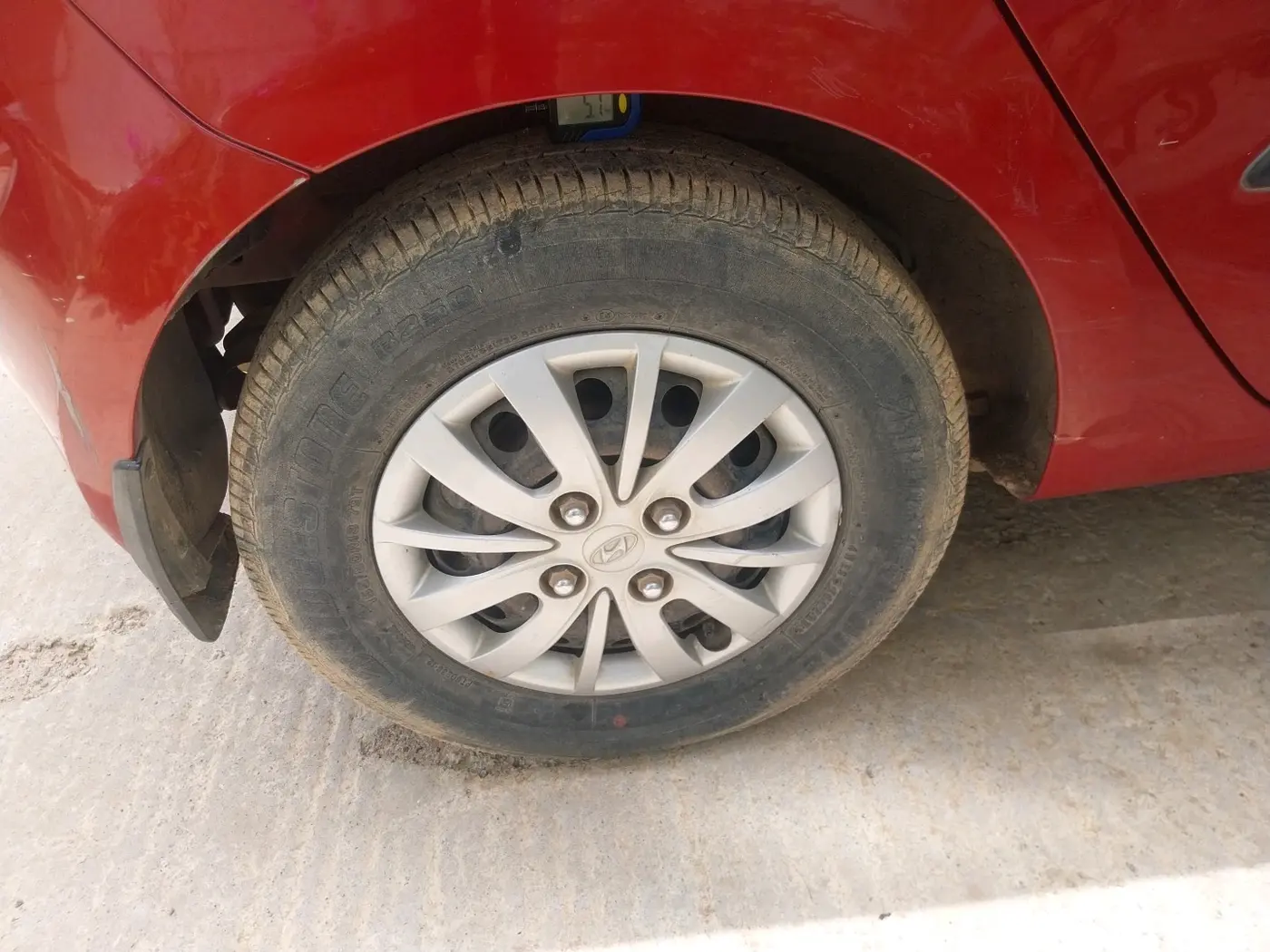 2013 Hyundai i10 MAGNA 1.2, Petrol, Manual, 23,093 km, tyre