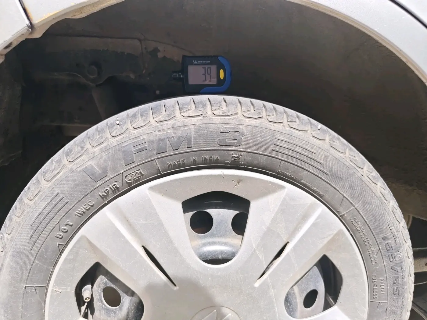 2011 Maruti Wagon R 1.0 VXI, Petrol, Manual, 1,29,774 km, tyre