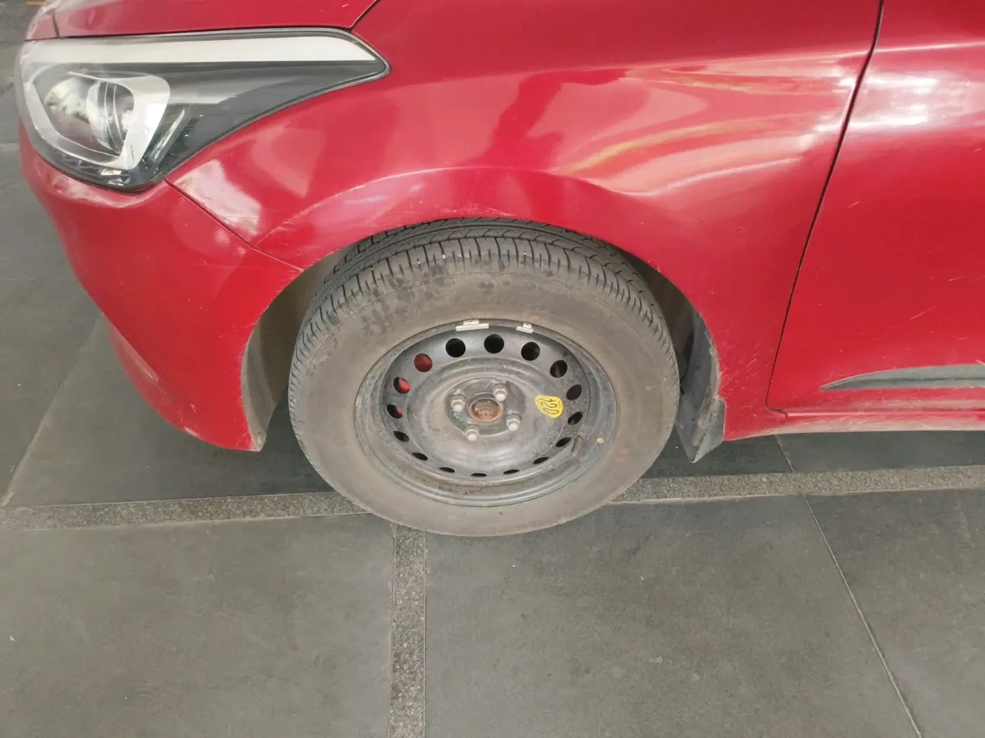 2017 Hyundai Elite i20 ASTA 1.2, Petrol, Manual, 74,208 km, tyre