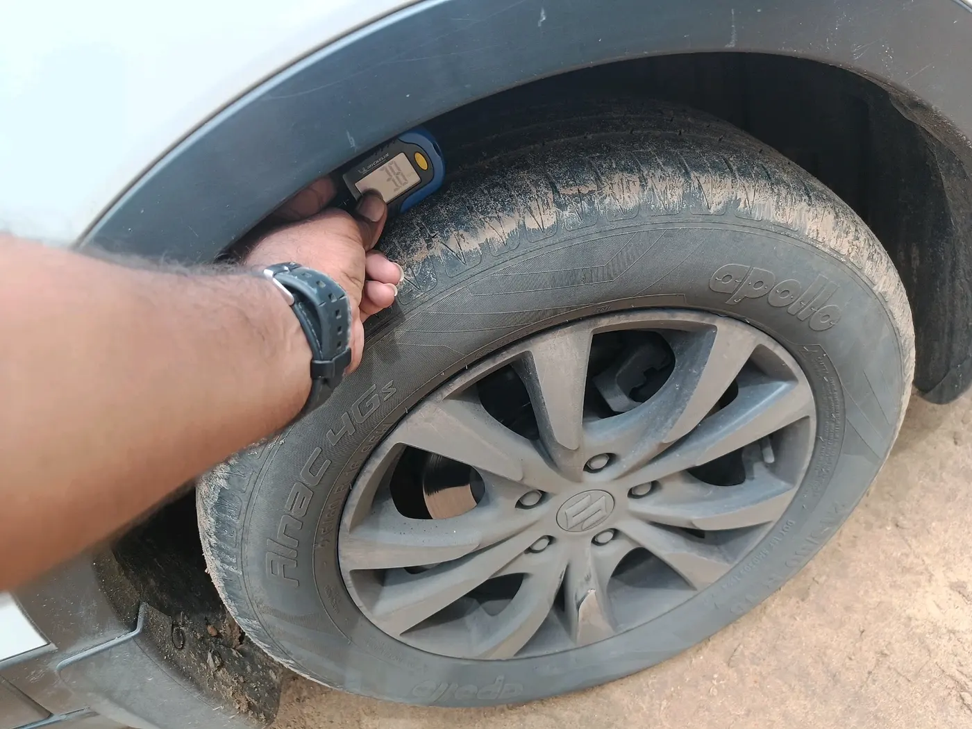 2019 Maruti S Cross ZETA 1.3, Diesel, Manual, 1,29,269 km, tyre