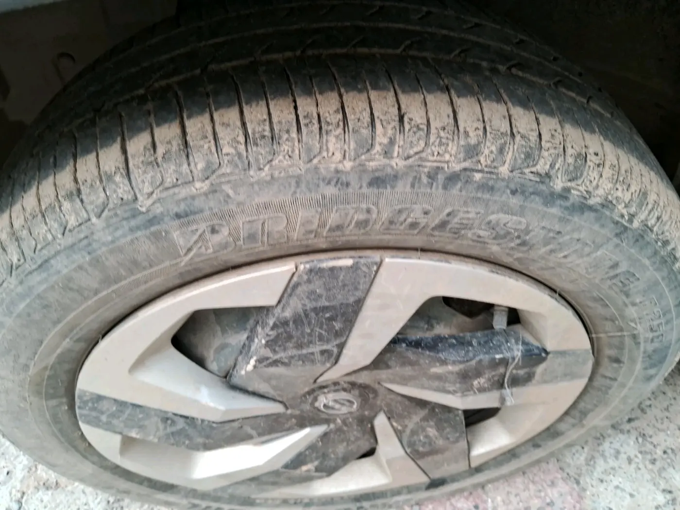 2023 Nissan MAGNITE XL, Petrol, Manual, 63,529 km, tyre