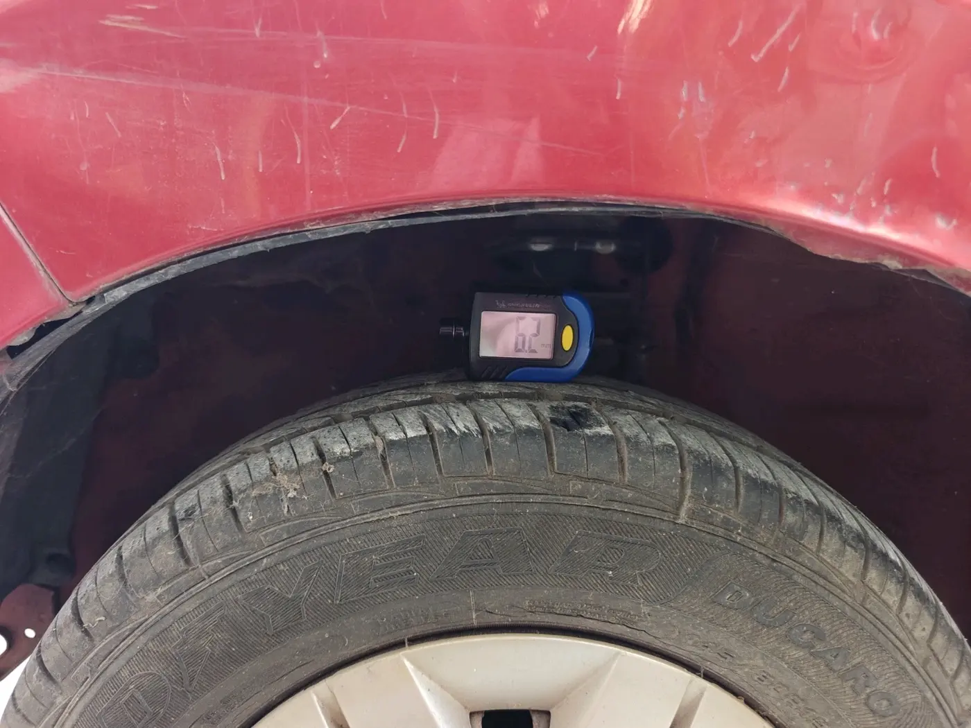 2012 Maruti Alto 800 LXI, Petrol, Manual, 11,616 km, tyre