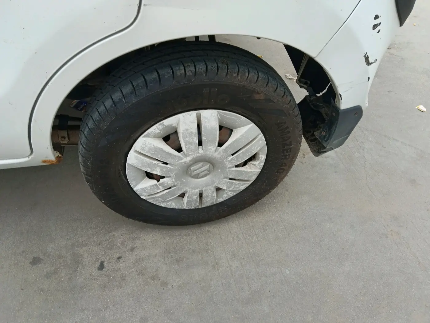 2017 Maruti Alto 800 LXI, Petrol, Manual, 1,13,123 km, tyre