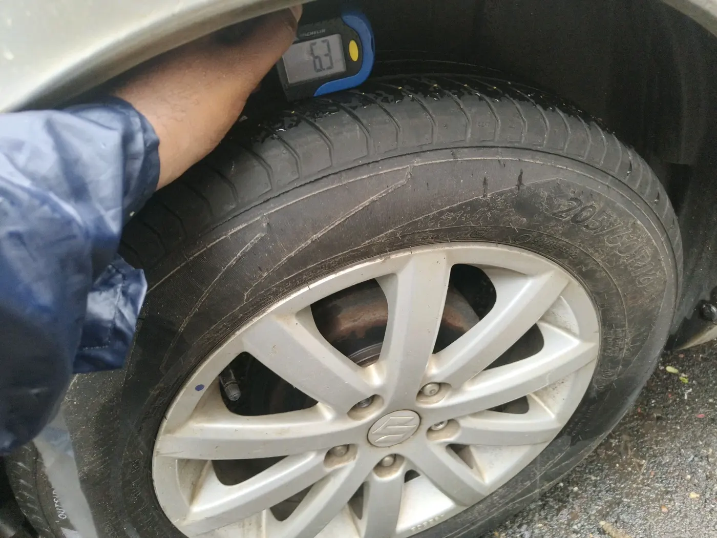 2012 Maruti SX4 ZXI, Petrol, Manual, 40,953 km, tyre