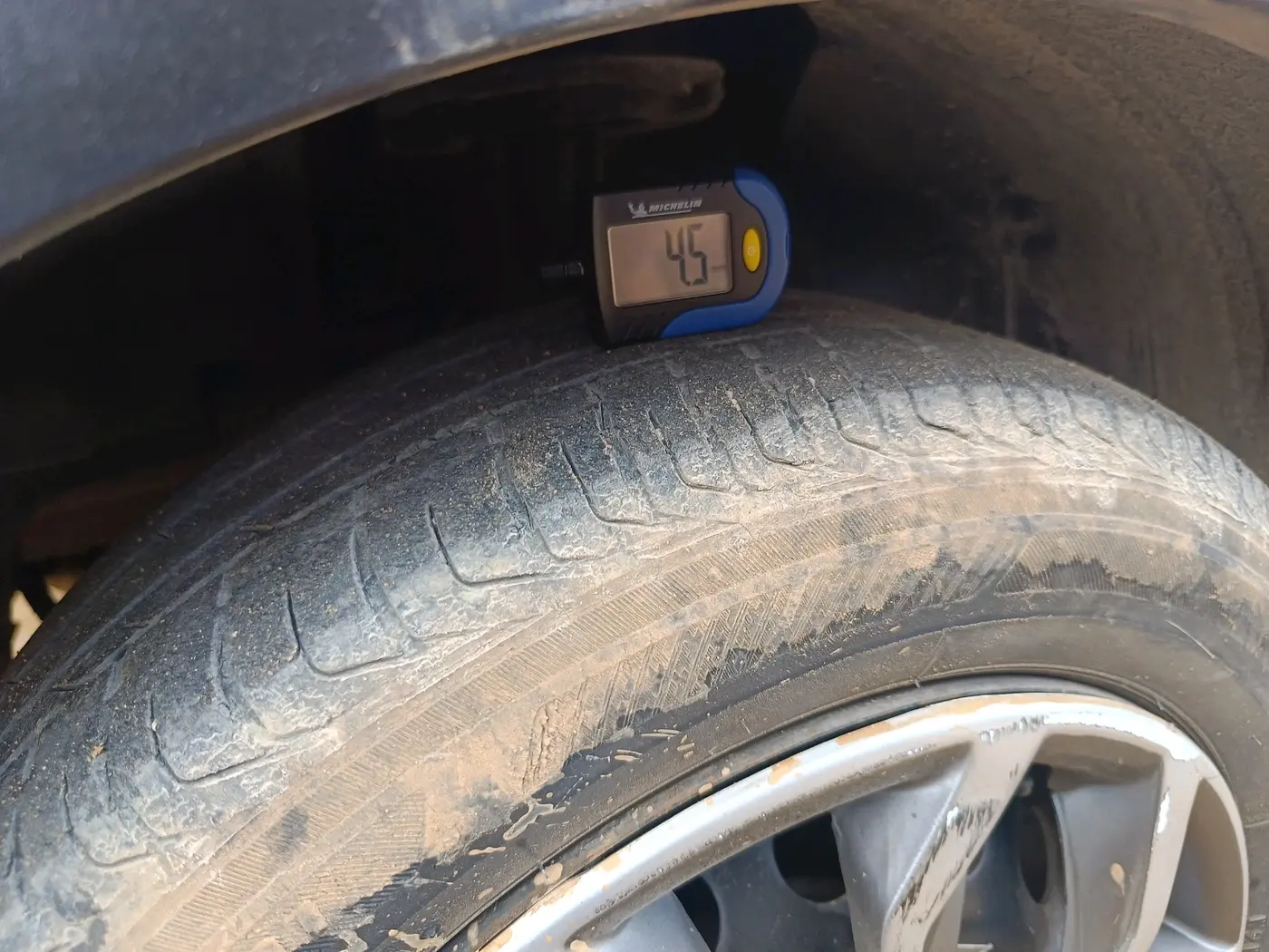 2022 Tata NEXON XM SUNROOF PETROL, Petrol, Manual, 28,831 km, tyre