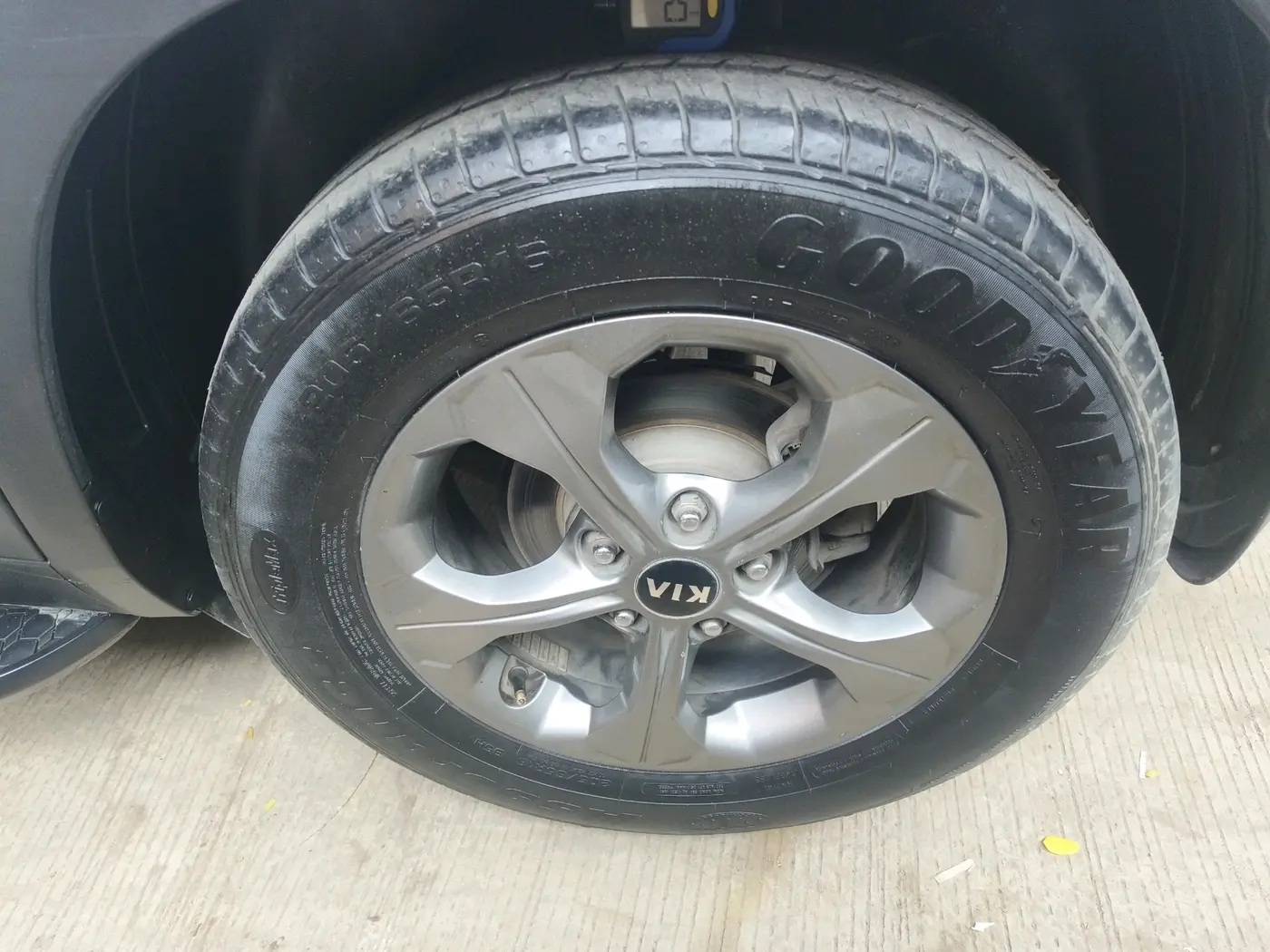 2020 KIA SELTOS HTK PLUS 1.5 DIESEL, Diesel, Manual, 1,23,730 km, tyre