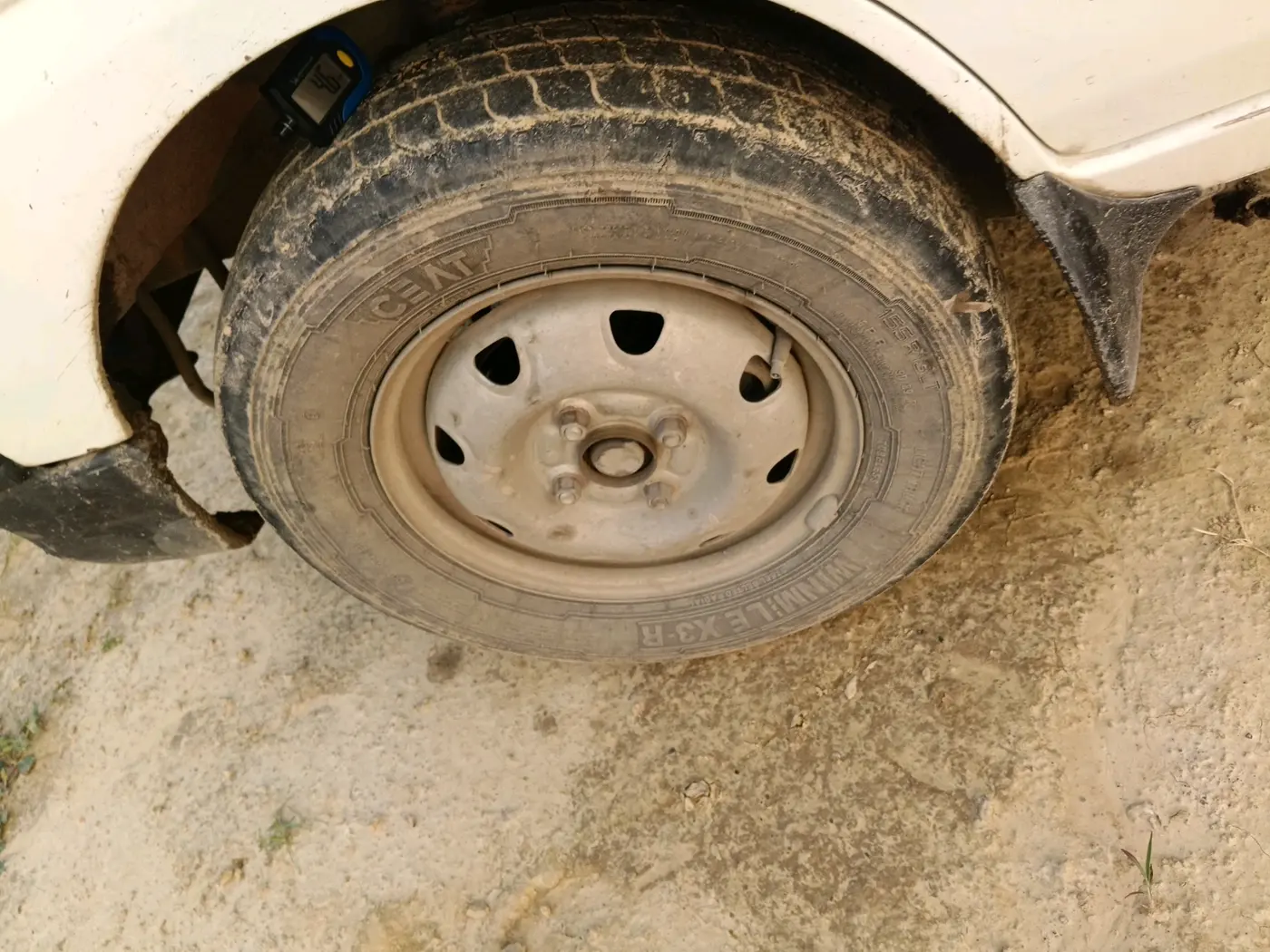 2019 Maruti Eeco 7 STR, CNG, Manual, 1,05,775 km, tyre
