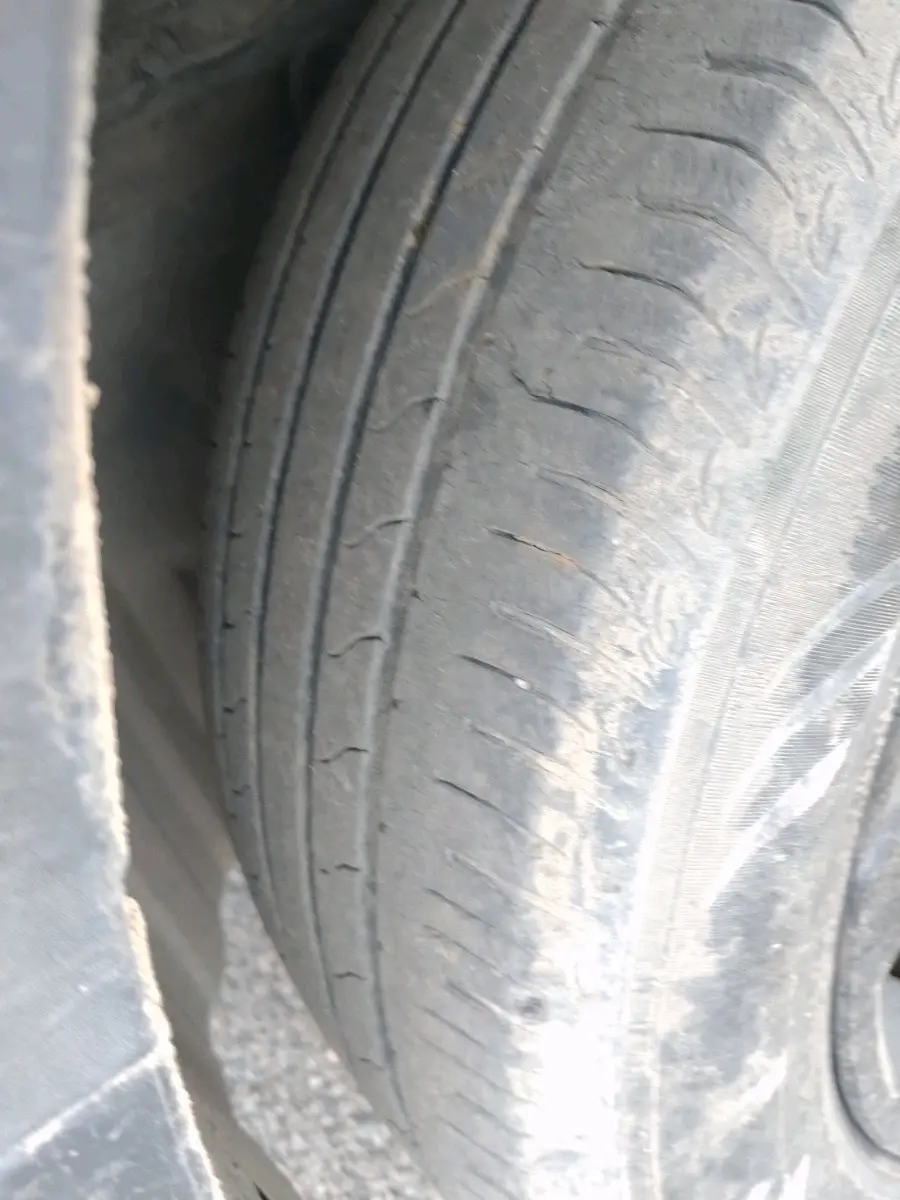 2022 Maruti BREZZA ZXI AT SMART HYBRID, Petrol, Automatic, 47,052 km, tyre