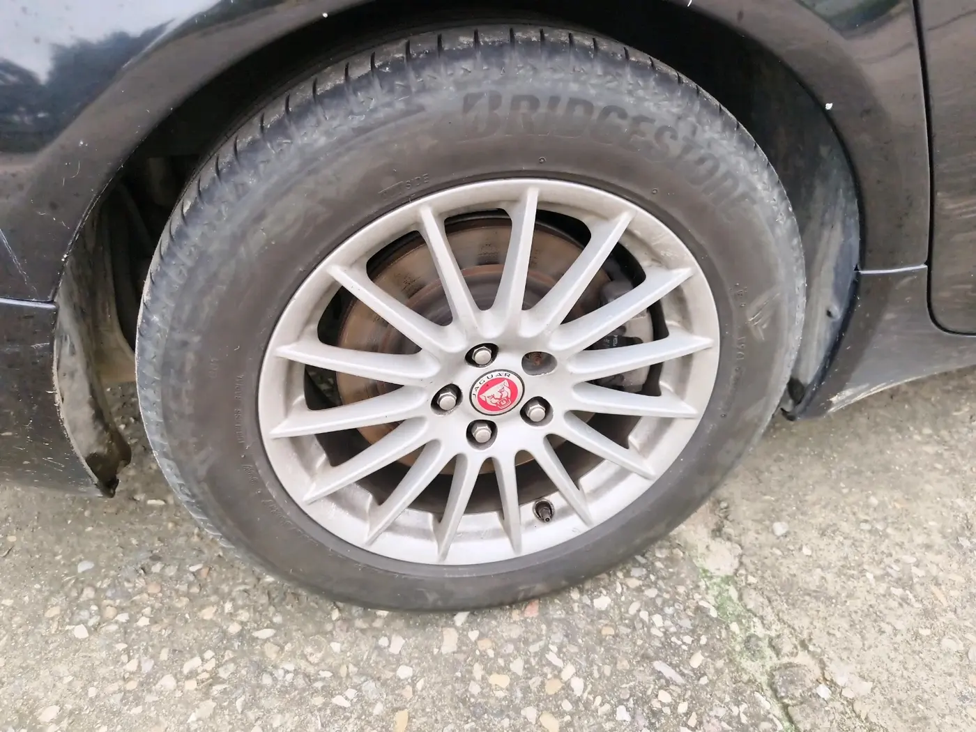 2015 Jaguar XF 2.2 DIESEL, Diesel, Automatic, 82,366 km, tyre