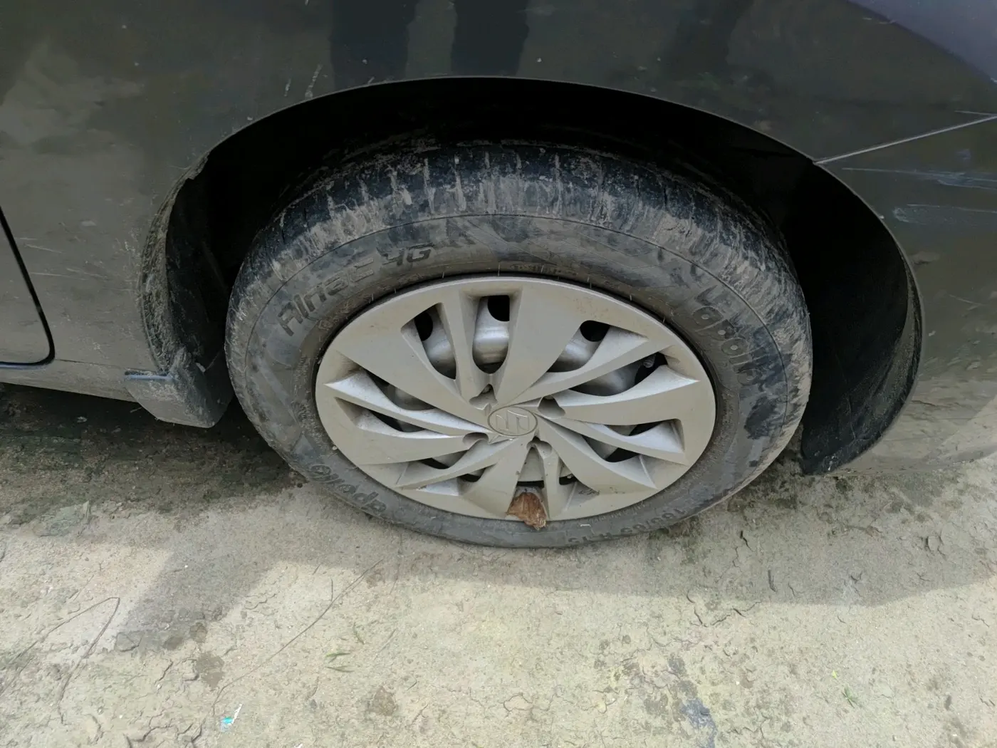 2024 Maruti Baleno SIGMA PETROL 1.2, Petrol, Manual, 38,086 km, tyre