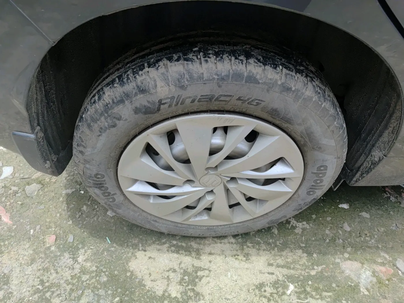 2024 Maruti Baleno SIGMA PETROL 1.2, Petrol, Manual, 38,086 km, tyre