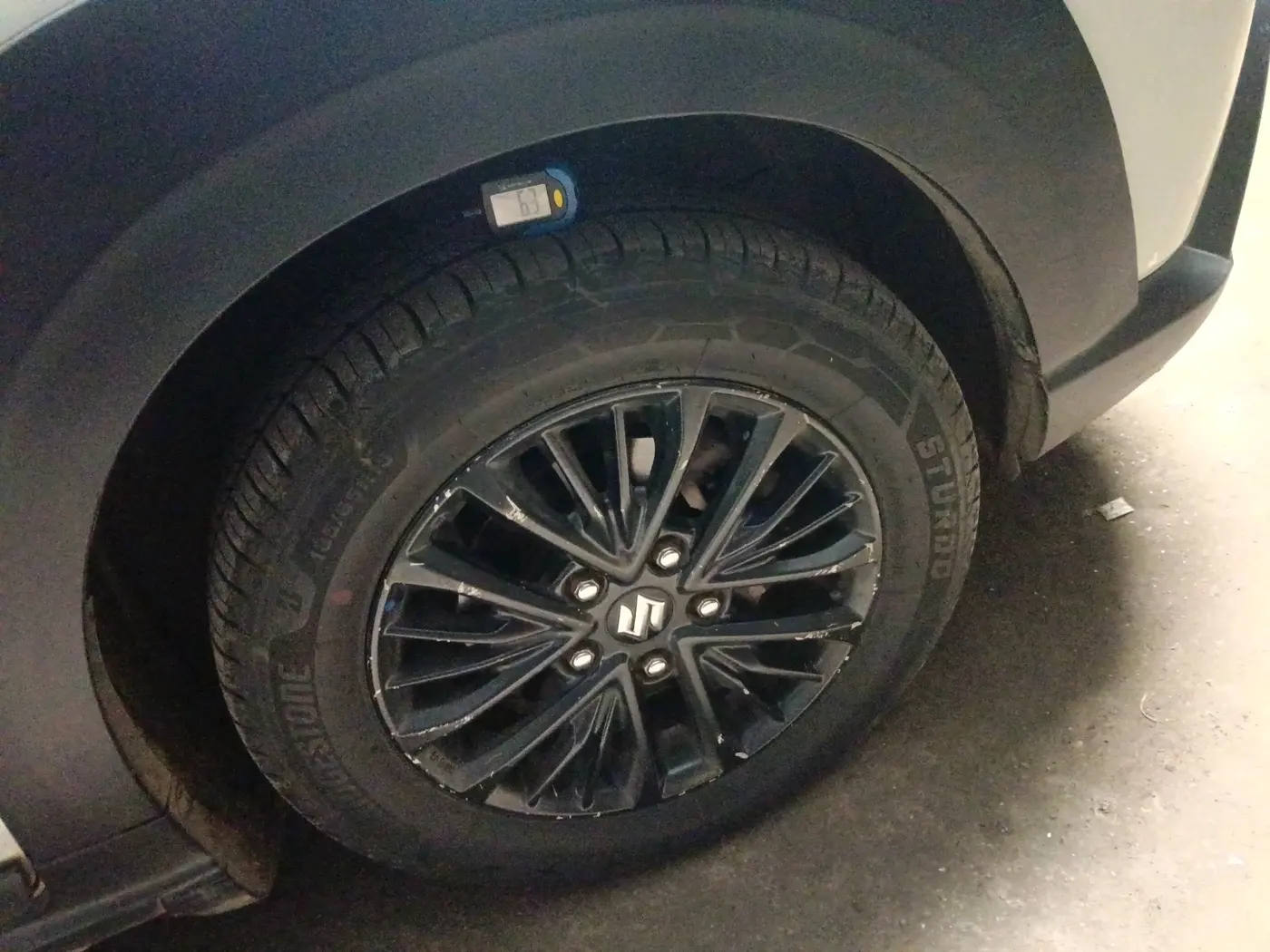 2021 Maruti XL6 ALPHA AT, Petrol, Automatic, 1,40,200 km, tyre