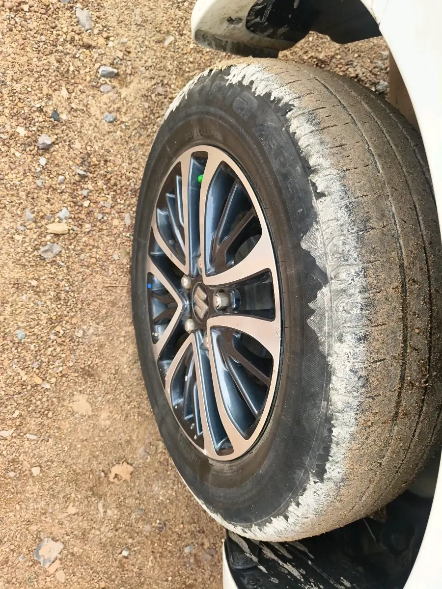 2024 Maruti Ertiga ZXI SHVS, Petrol, Manual, 86,071 km, tyre