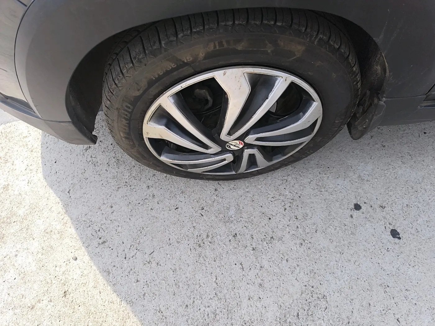 2021 Tata TIAGO NRG XZ MT, Petrol, Manual, 46,166 km, tyre