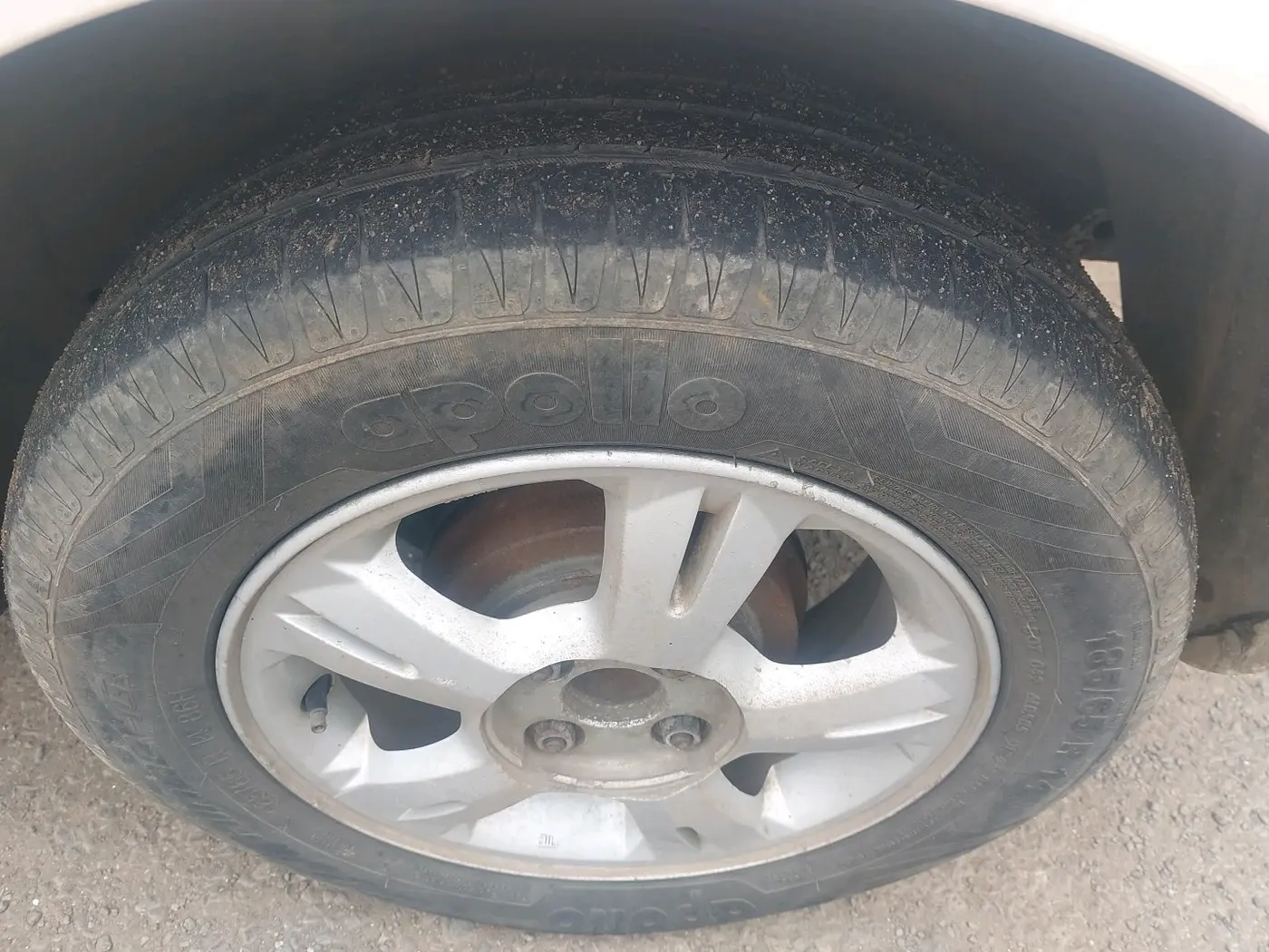 2011 Hyundai i20 SPORTZ 1.2, CNG, Manual, 90,330 km, tyre
