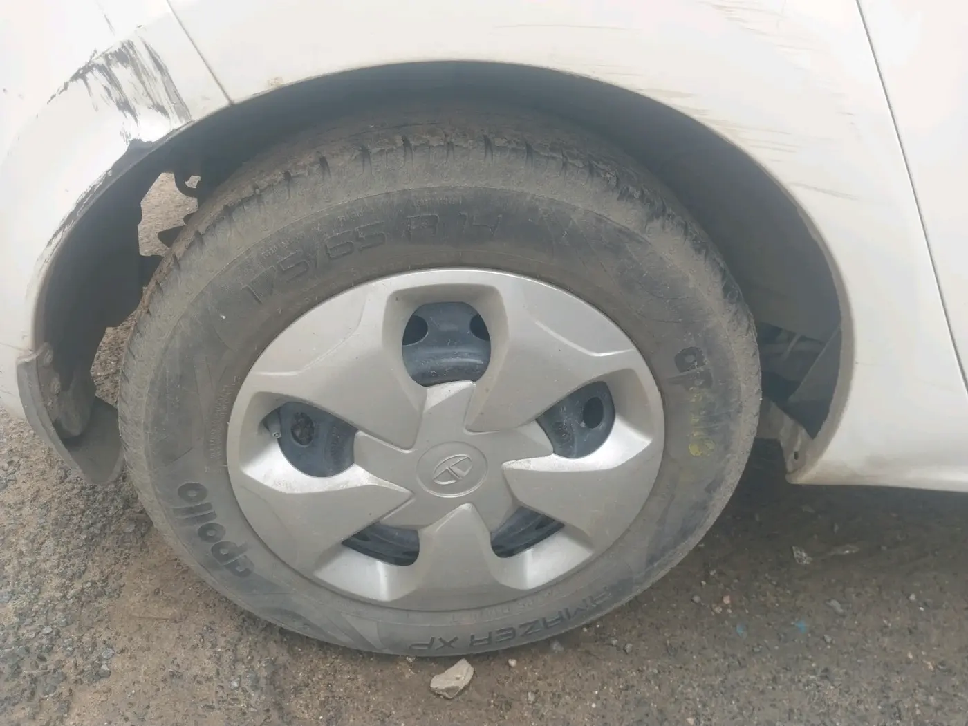 2021 Tata Tiago XT (O) PETROL, Petrol, Manual, 33,763 km, tyre