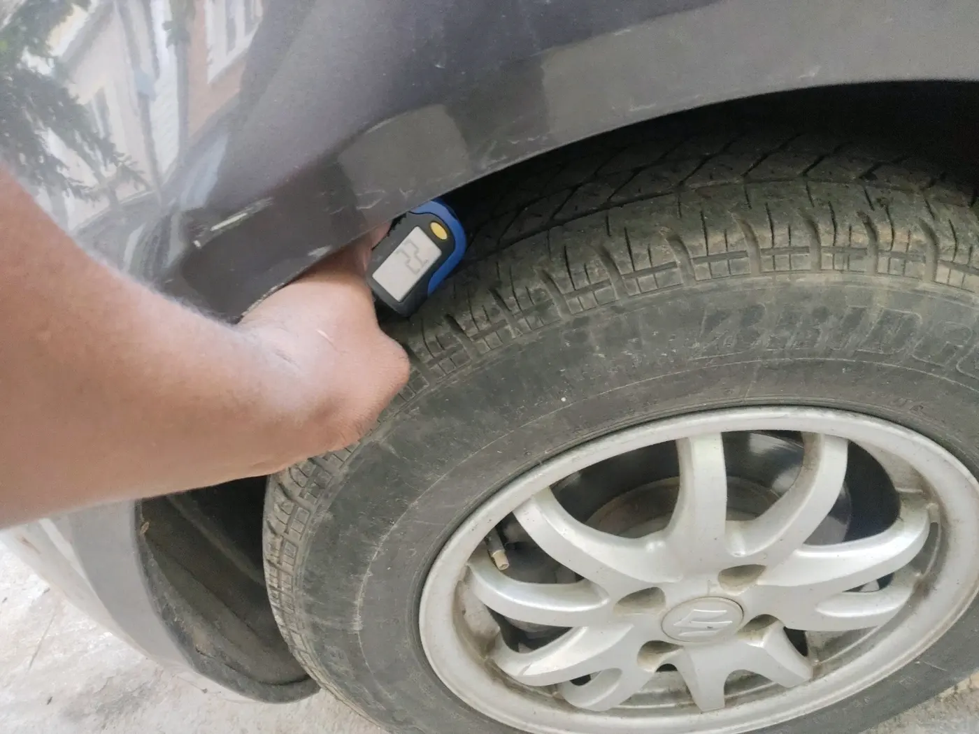 2014 Maruti Ritz VXI, Petrol, Manual, 97,228 km, tyre