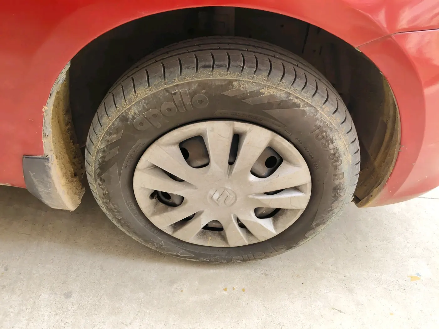 2013 Maruti Swift Dzire VDI, Diesel, Manual, 1,43,137 km, tyre