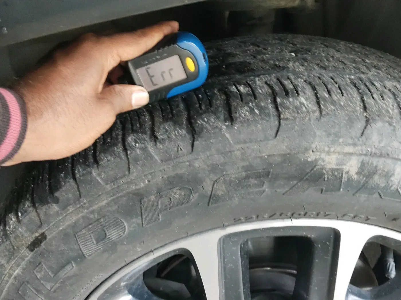 2019 Jeep Compass TRAILHAWK (O) 2.0 4X4, Diesel, Automatic, 1,05,632 km, tyre