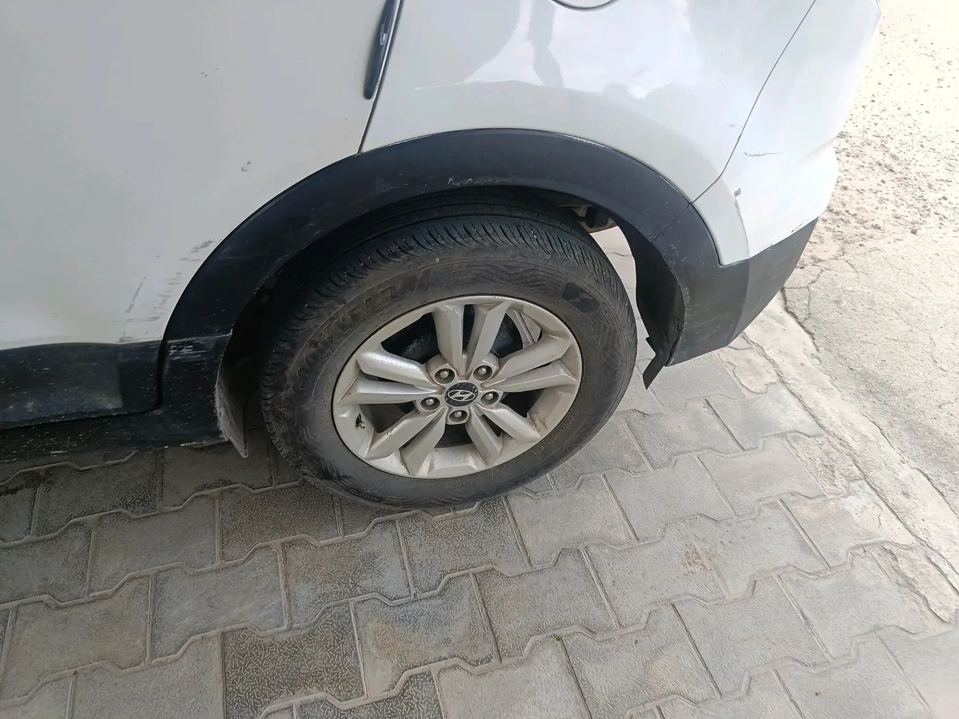 2015 Hyundai Creta SX PLUS AT 1.6 DIESEL, Diesel, Automatic, 1,17,558 km, tyre