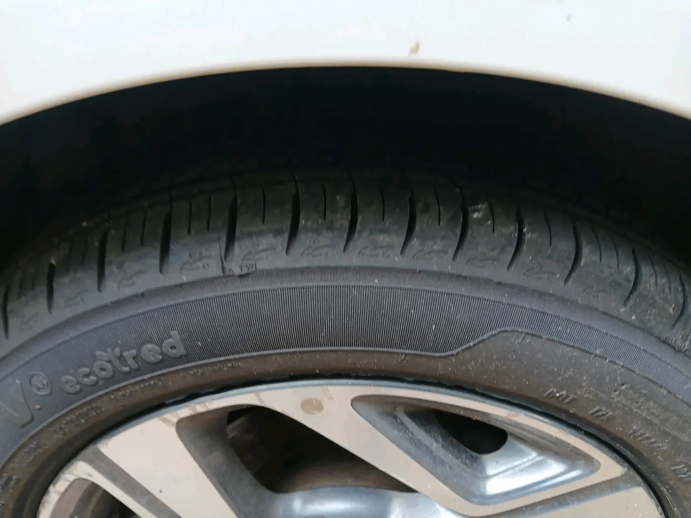 2021 Hyundai AURA SX PLUS 1.2 AMT, Petrol, Automatic, 53,856 km, tyre
