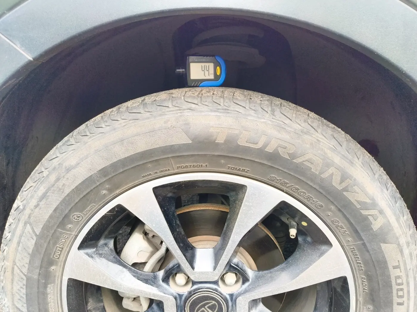 2020 Tata NEXON XZ PLUS PETROL, Petrol, Manual, 39,405 km, tyre