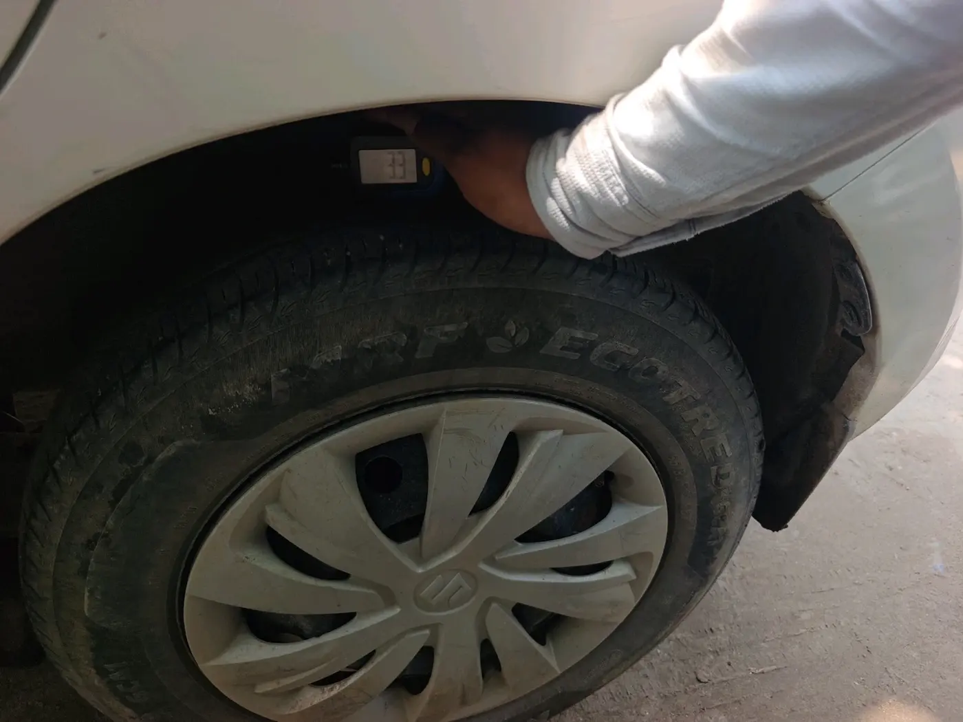 2025 Maruti Swift VXI 1.2L CNG, CNG, Manual, 35,830 km, tyre
