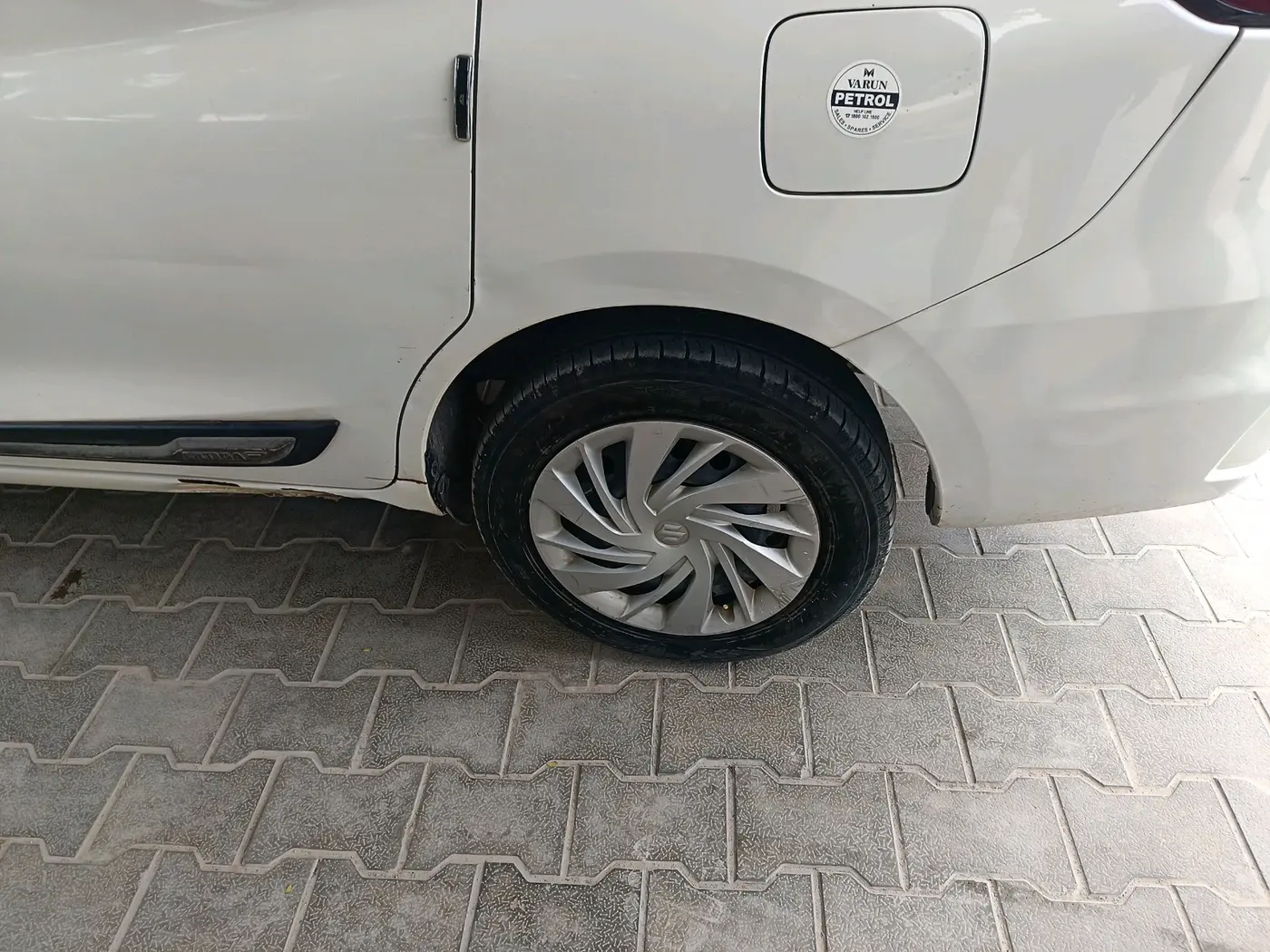 2021 Maruti Ertiga TOUR M, Petrol, Manual, 1,09,813 km, tyre