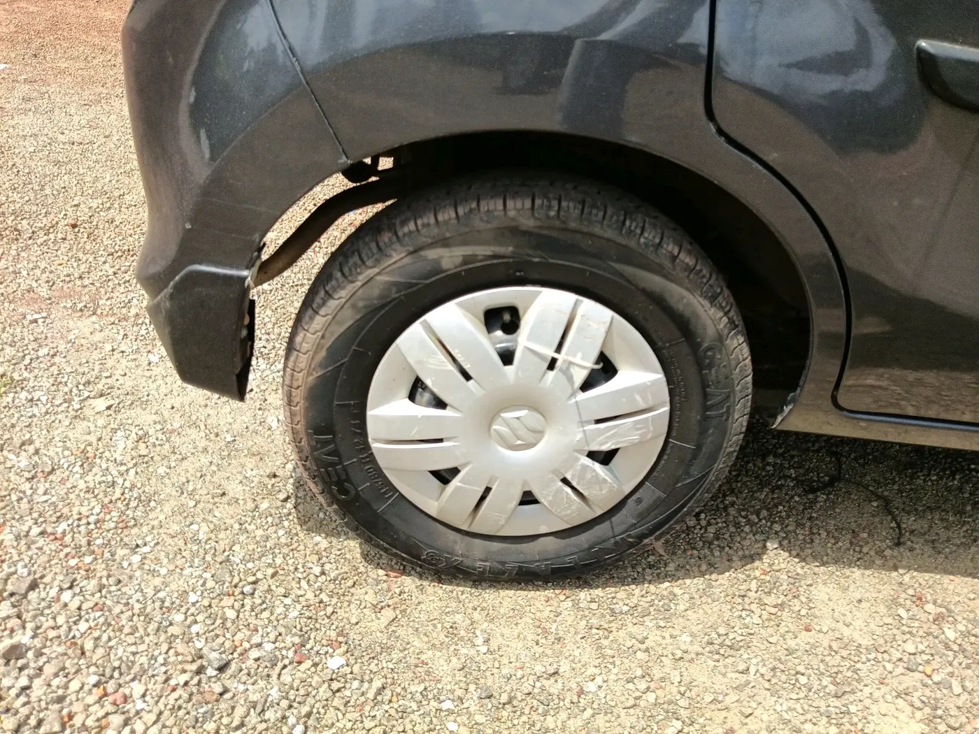 2022 Maruti Alto LXI O, CNG, Manual, 58,628 km, tyre