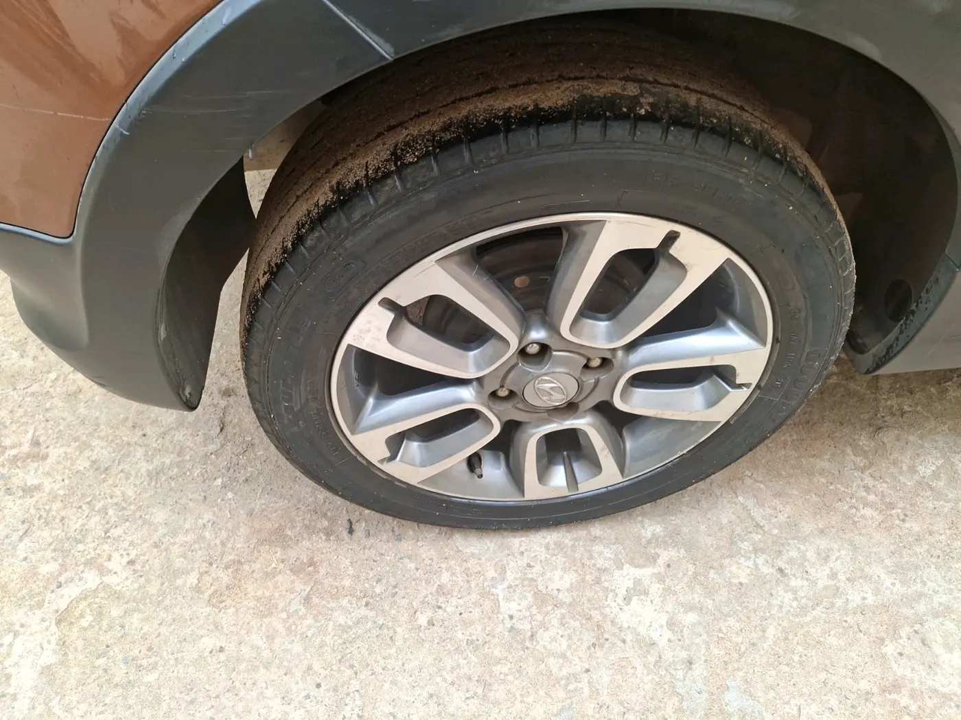 2017 Hyundai i20 Active 1.2 S, Petrol, Manual, 1,10,377 km, tyre