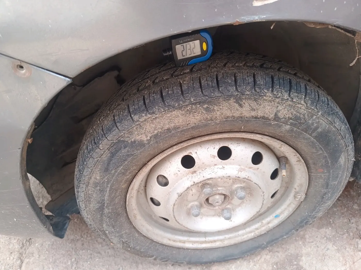 2014 Maruti Wagon R 1.0 LXI, Petrol, Manual, 35,418 km, tyre