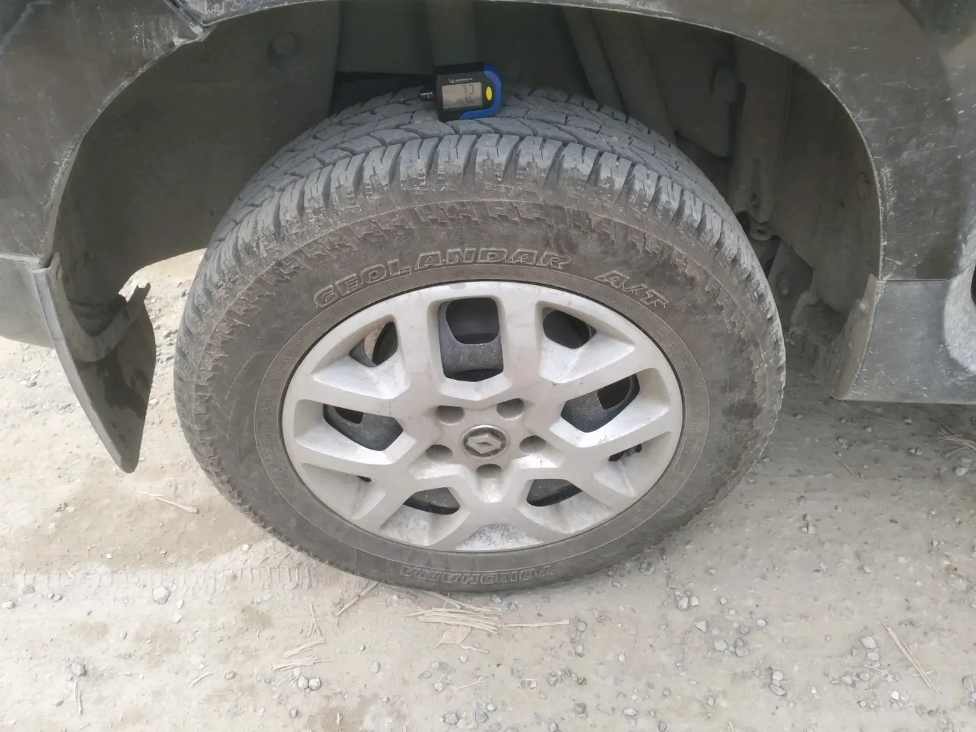 2019 Renault Duster RXE PETROL, Petrol, Manual, 75,491 km, tyre