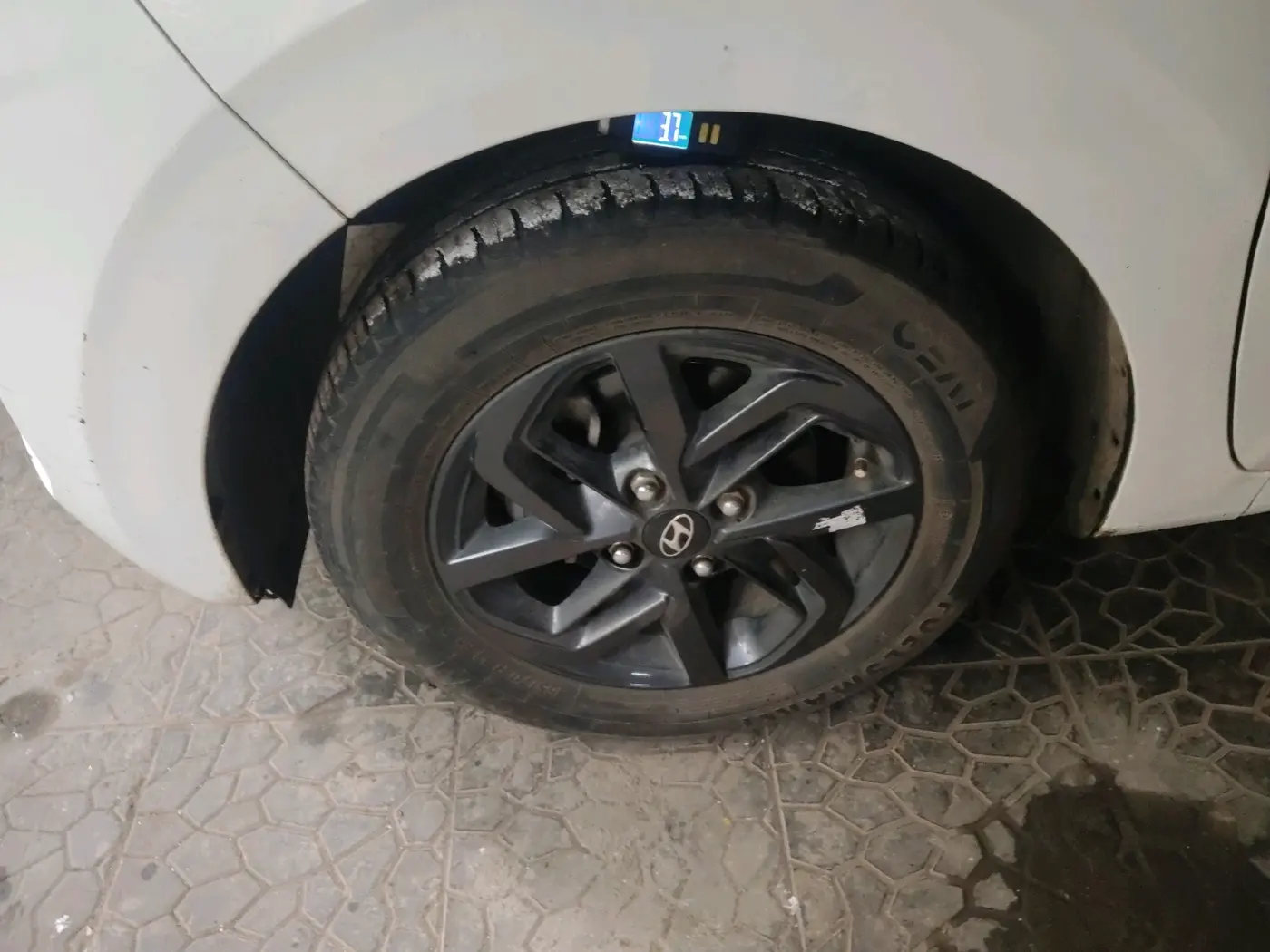 2022 Hyundai GRAND I10 NIOS SPORTZ 1.2 KAPPA VTVT CNG, CNG, Manual, 35,560 km, tyre