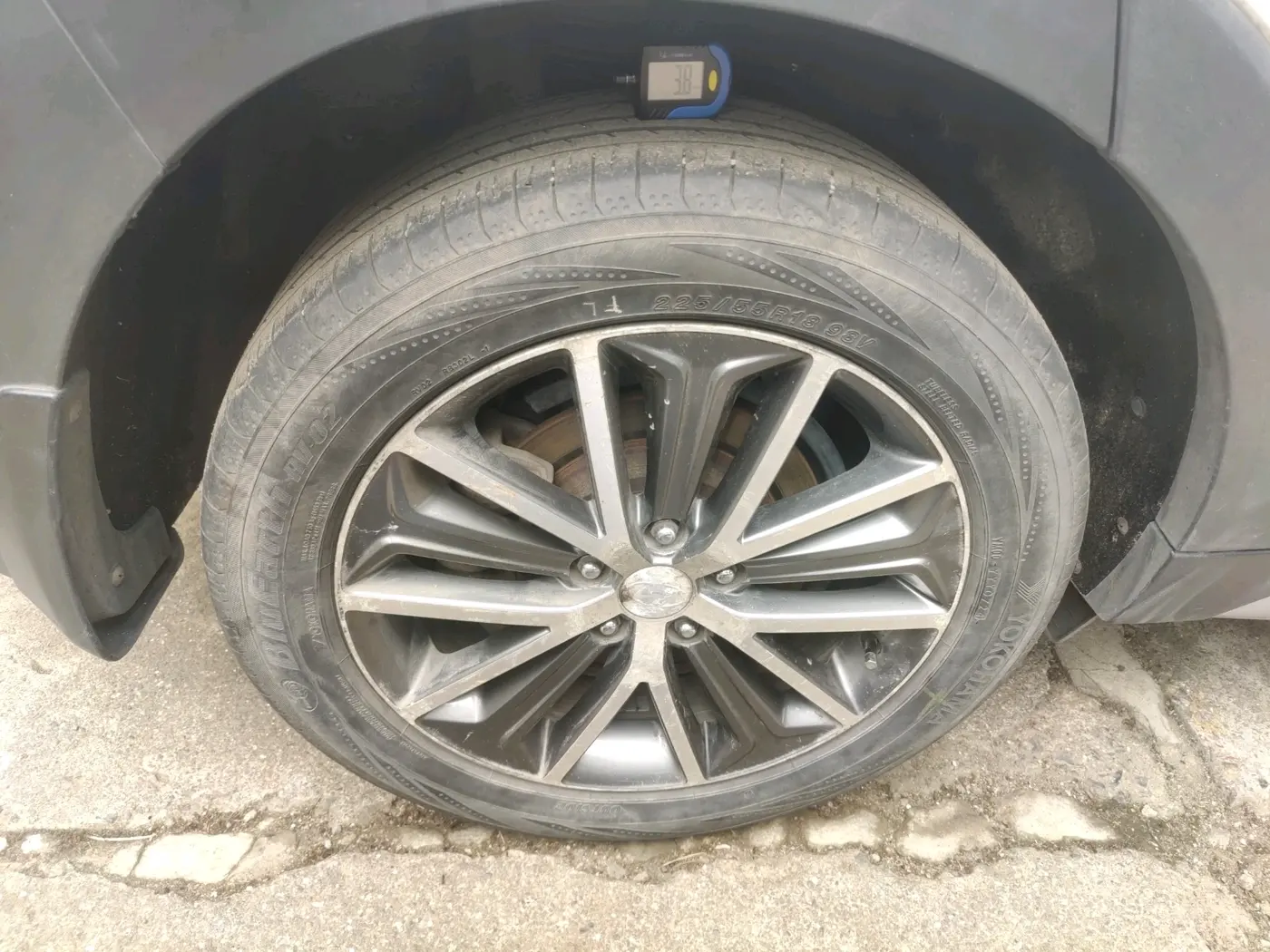 2018 Hyundai Tucson GLS 4WD AT DIESEL, Diesel, Automatic, 1,92,082 km, tyre