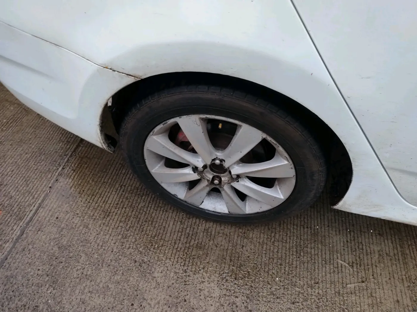 2012 Hyundai Verna FLUIDIC 1.6 CRDI SX OPT AT, Diesel, Automatic, 83,956 km, tyre
