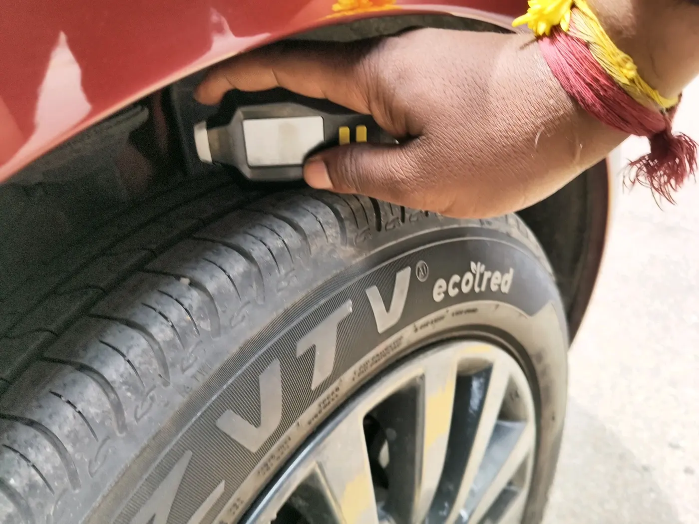 2025 Maruti New Wagon-R ZXI PLUS 1.2 AMT, Petrol, Automatic, 6,937 km, tyre