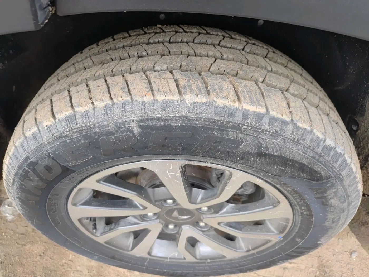 2022 Mahindra SCORPIO-N Z8 L PETROL AT 7 STR, Petrol, Automatic, 18,485 km, tyre