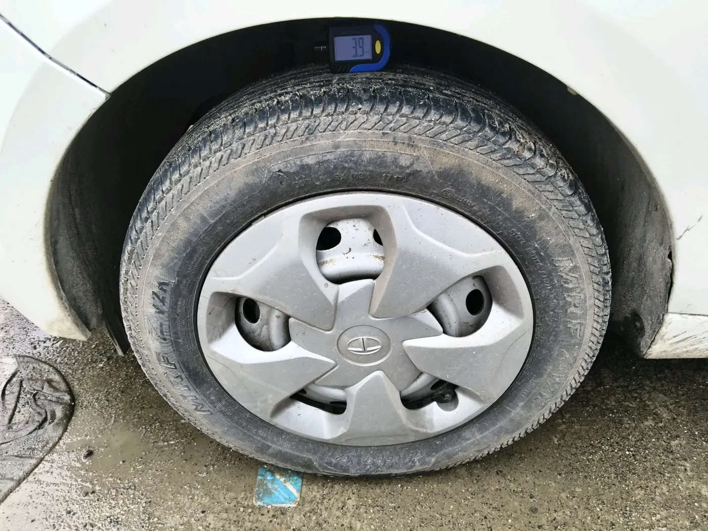 2021 Tata TIGOR XZ PETROL, CNG, Manual, 53,155 km, tyre