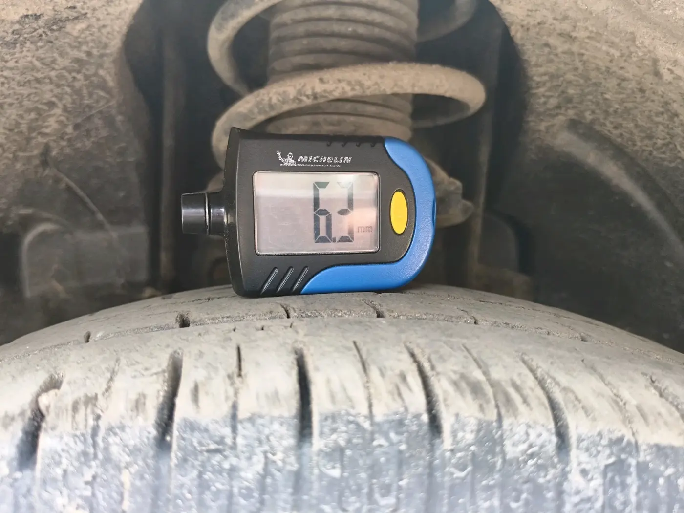 2018 Tata Tiago XT PETROL, CNG, Manual, 1,29,714 km, tyre