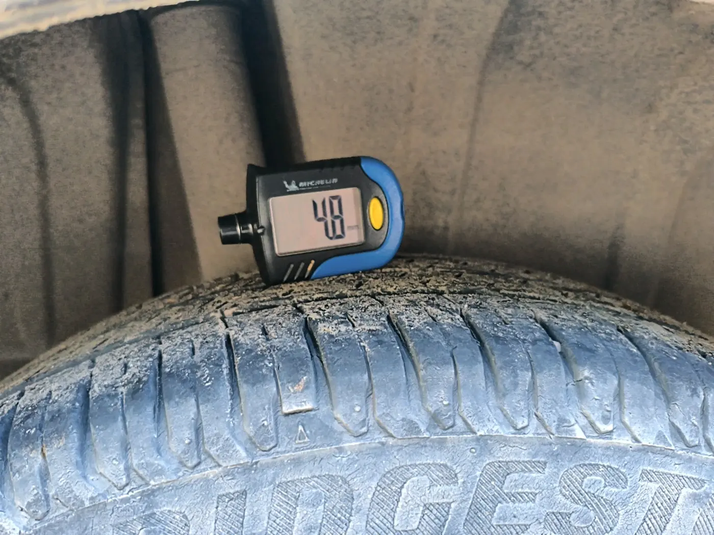 2023 Maruti Ertiga   VXI (O) CNG, CNG, Manual, 29,611 km, tyre